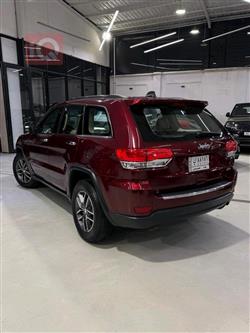 جیپ گراند شیرۆکی